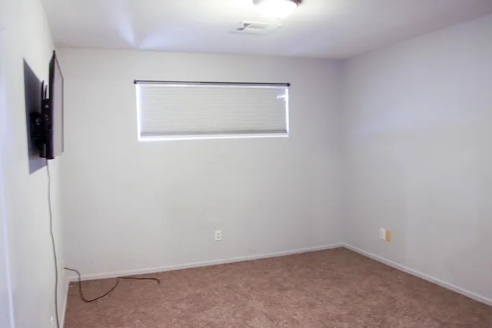 Bedroom 2-6608