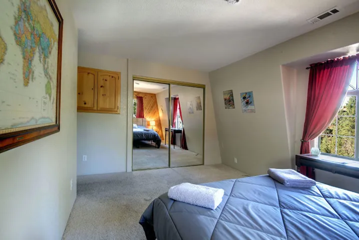 bedroom-b-3_51364714819_o