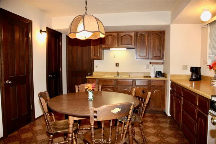 1124 Myrtle Avenue, Big Bear, California 92314