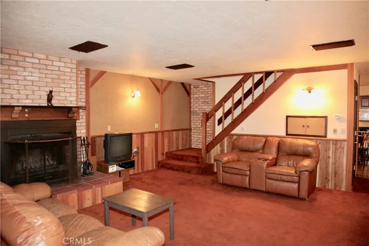 1124 Myrtle Avenue, Big Bear, California 92314