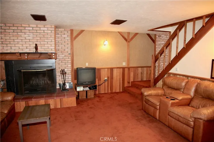 1124 Myrtle Avenue, Big Bear, California 92314