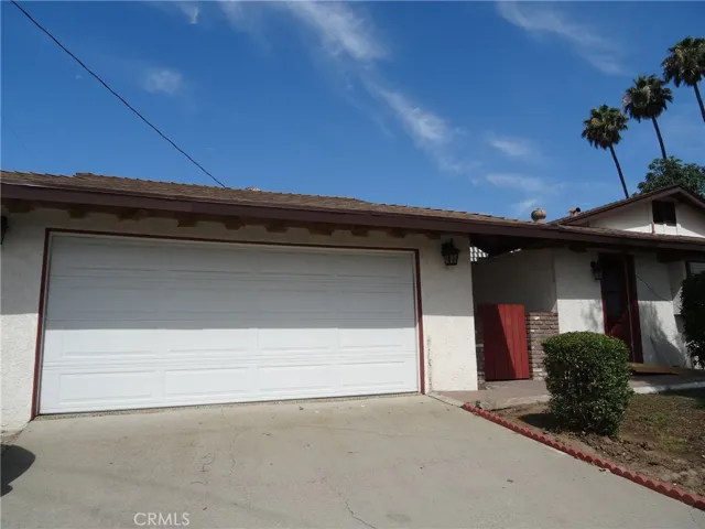 18232 Avolinda Drive, Yorba Linda, California 92886