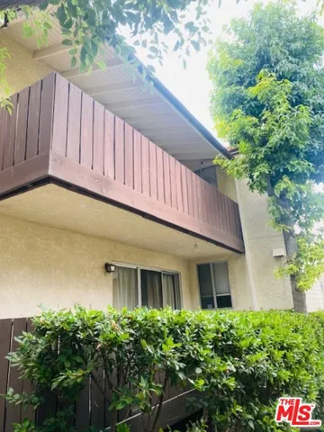 14960 Victory Boulevard 202, Van Nuys, California 91411