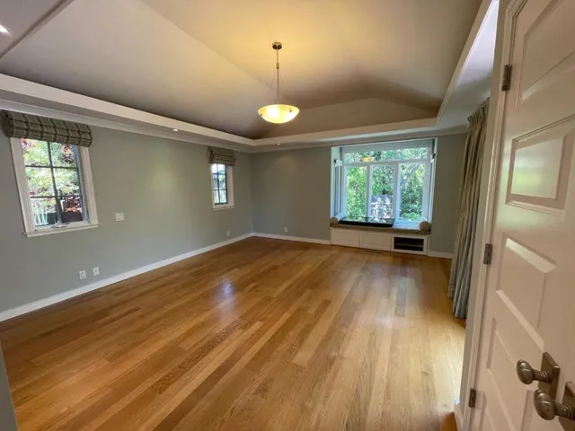 1109 Dayton Avenue, San Carlos, California 94070