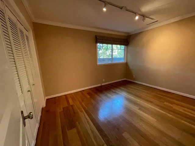 1109 Dayton Avenue, San Carlos, California 94070