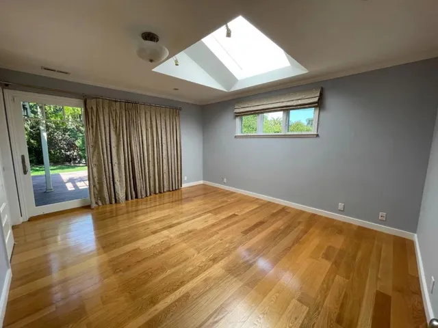 1109 Dayton Avenue, San Carlos, California 94070