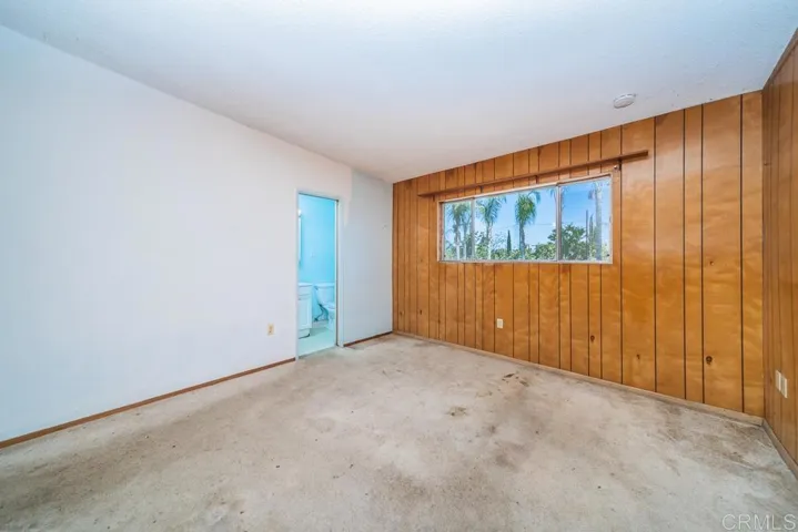 323 Markell Lane, Fallbrook, California 92028