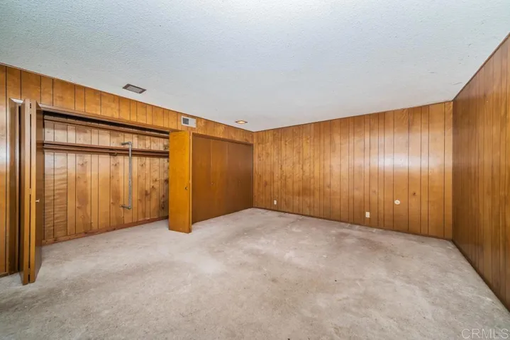 323 Markell Lane, Fallbrook, California 92028