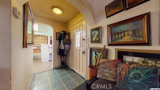 9578 Sunland Boulevard, Sunland, California 91040