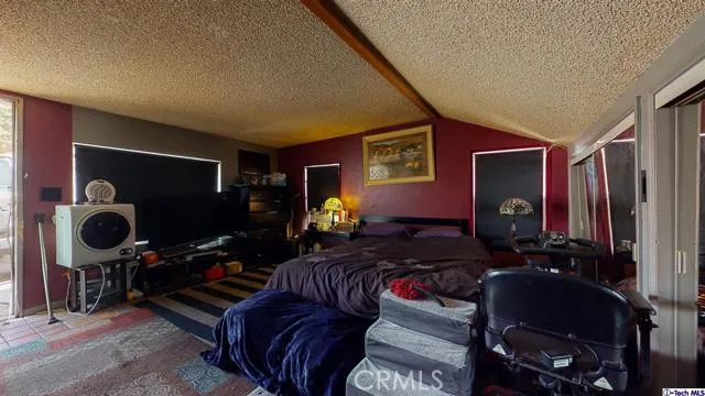9578 Sunland Boulevard, Sunland, California 91040