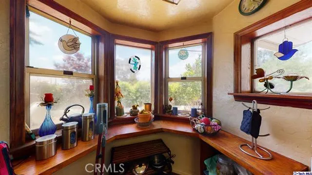 9578 Sunland Boulevard, Sunland, California 91040