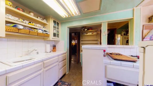 9578 Sunland Boulevard, Sunland, California 91040