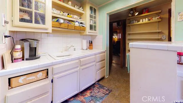 9578 Sunland Boulevard, Sunland, California 91040