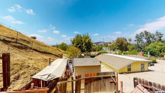 9578 Sunland Boulevard, Sunland, California 91040