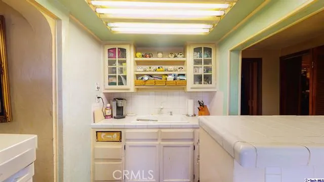 9578 Sunland Boulevard, Sunland, California 91040