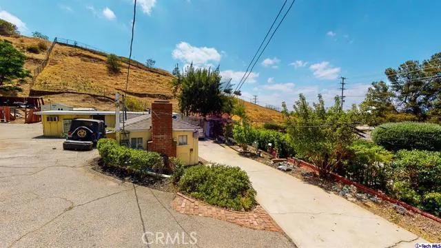 9578 Sunland Boulevard, Sunland, California 91040