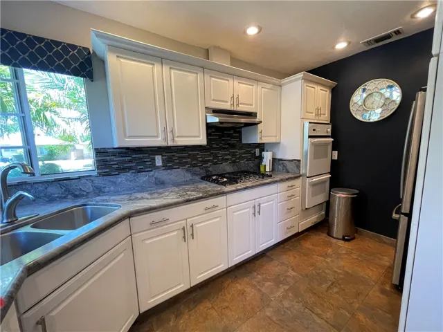 7220 Hannon Street, Downey, California 90240