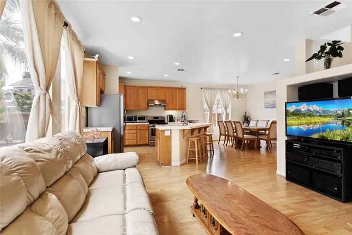2183 W Cherrywood Lane, Anaheim, California 92804