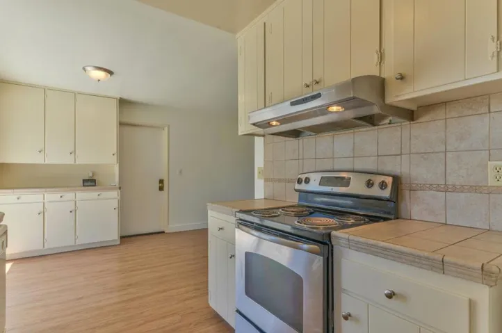 736 Sausal Drive, Salinas, California 93906