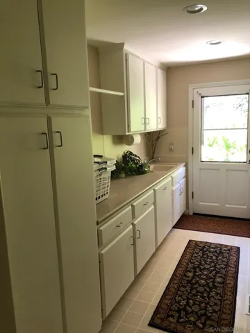 9729 Indian Creek Way, Escondido, California 92026