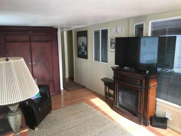 Family Room/Guest Room