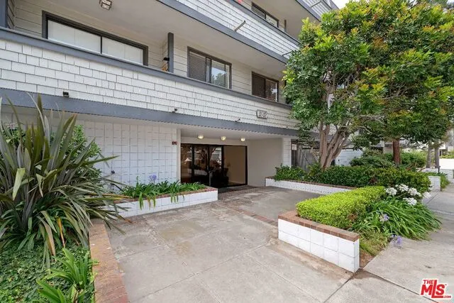 306 Bora Bora Way 308, Venice, California 90292