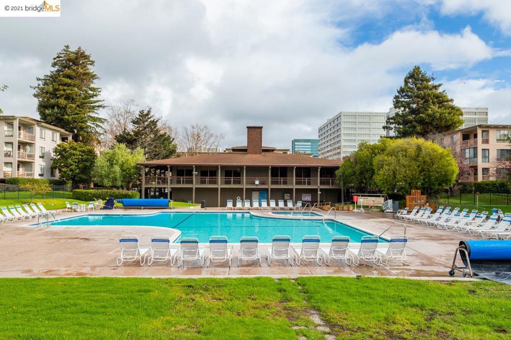 8 Captain Drive Unit E363, Emeryville, California 94608 home-pic-14