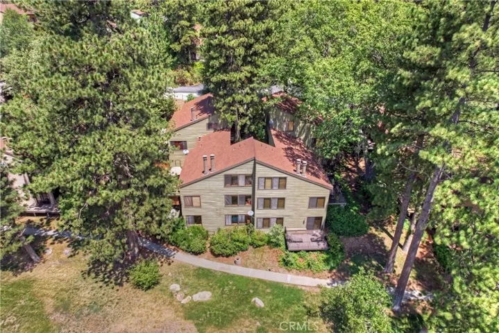 27721 Peninsula Drive 218, Lake Arrowhead, California 92352
