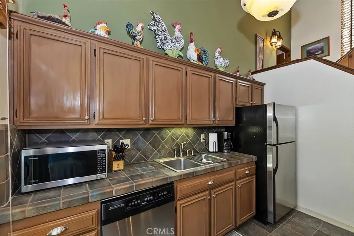27721 Peninsula Drive 218, Lake Arrowhead, California 92352