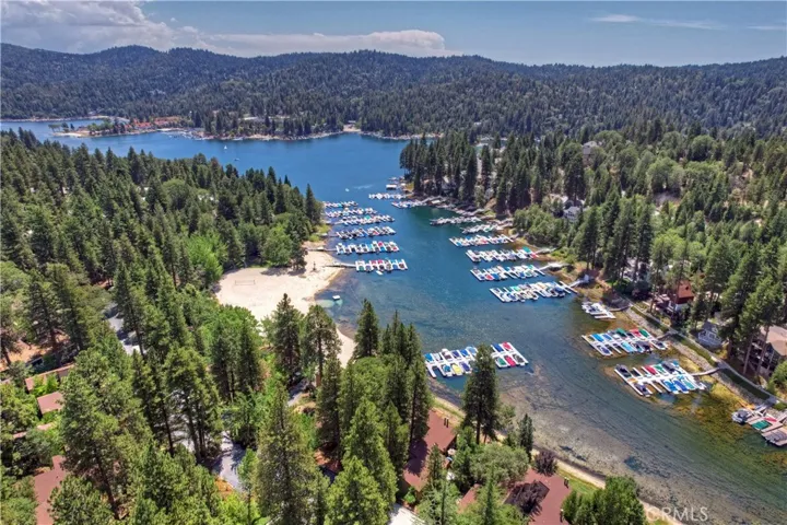 27721 Peninsula Drive 218, Lake Arrowhead, California 92352