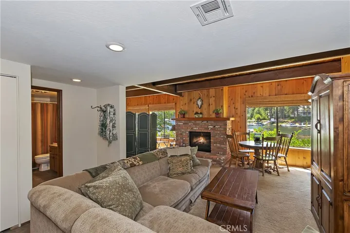 27721 Peninsula Drive 218, Lake Arrowhead, California 92352