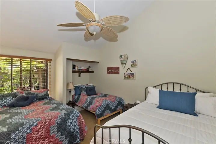 27721 Peninsula Drive 218, Lake Arrowhead, California 92352