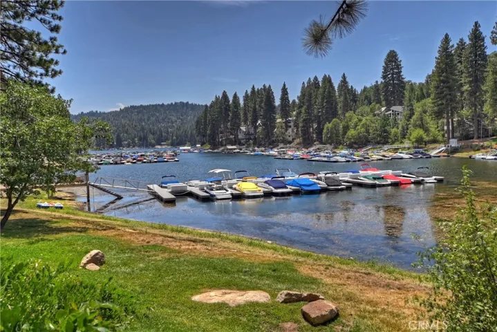 27721 Peninsula Drive 218, Lake Arrowhead, California 92352