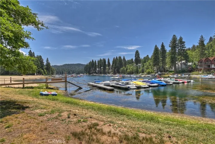 27721 Peninsula Drive 218, Lake Arrowhead, California 92352
