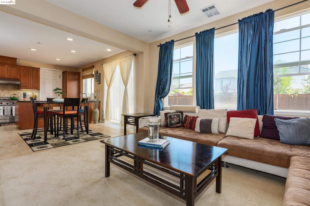 657 Ray St, Brentwood, California 94513 home-pic-7