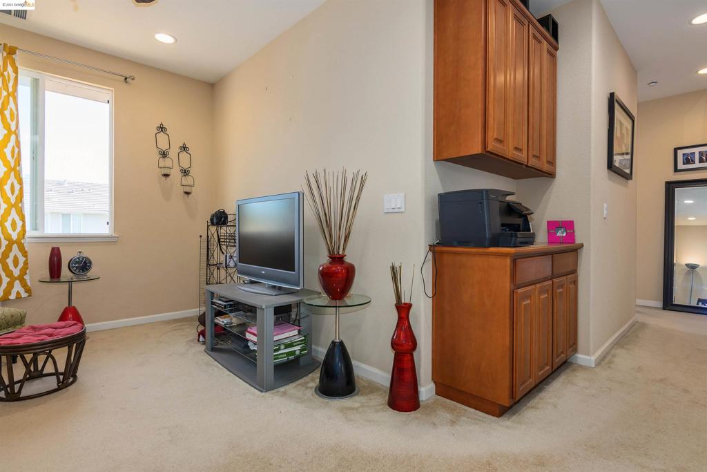 657 Ray St, Brentwood, California 94513 home-pic-12