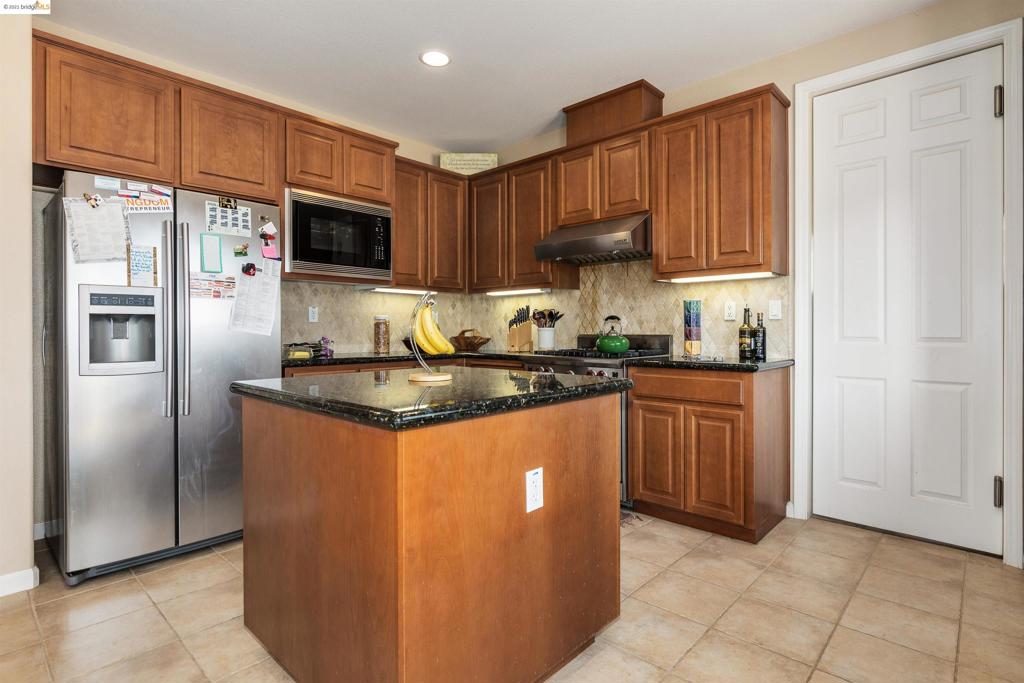 657 Ray St, Brentwood, California 94513 home-pic-3