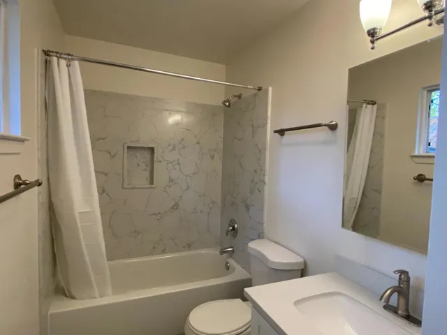 10380 Miller Avenue 4, Cupertino, California 95014