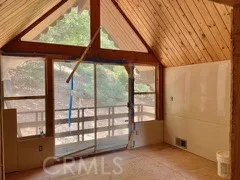 405 Wald Court, Crestline, California 92325