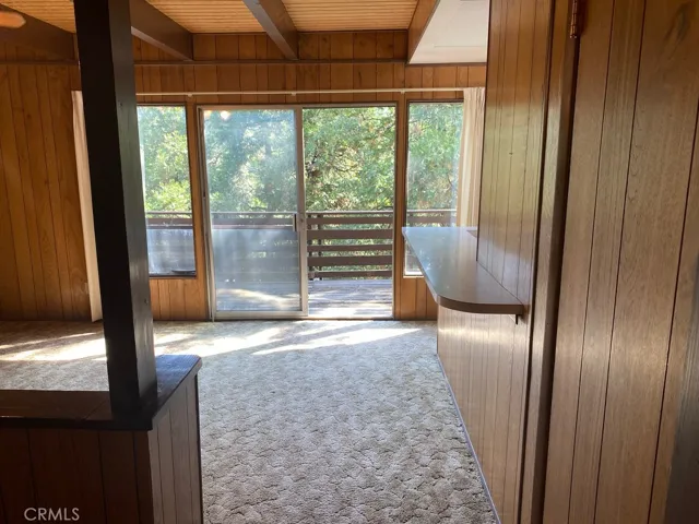 405 Wald Court, Crestline, California 92325