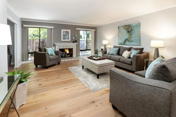 22961 Stonebridge, Cupertino, California 95014