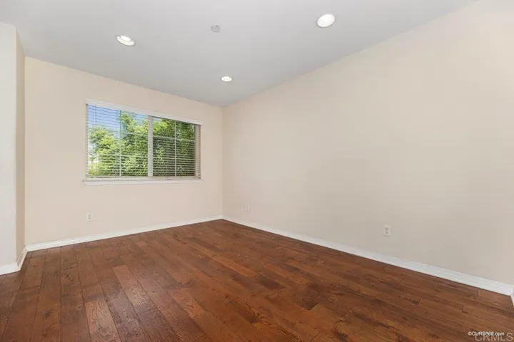1039 Loretta Ln., Carlsbad, California 92009