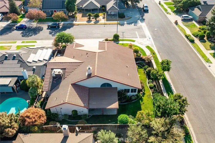 508 Heatherwood Drive, Madera, California 93637