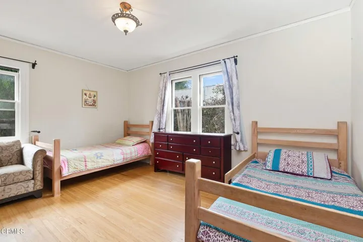 11-web-or-mls-UpmarketMedia_1560SanNicho
