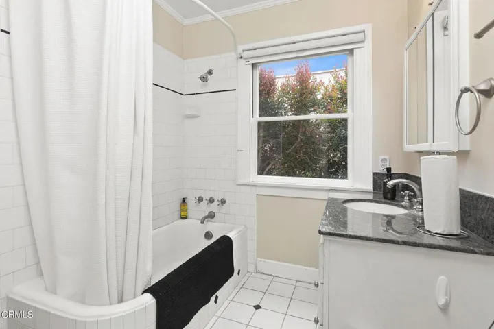 14-web-or-mls-UpmarketMedia_1560SanNicho
