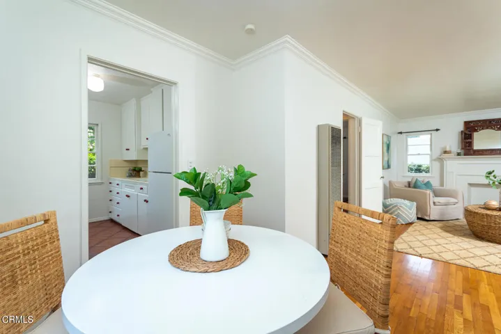 GYP_ 4428 Oakwood Ave_039_MLS