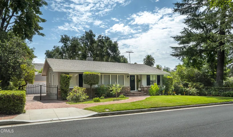 GYP_ 4428 Oakwood Ave_003