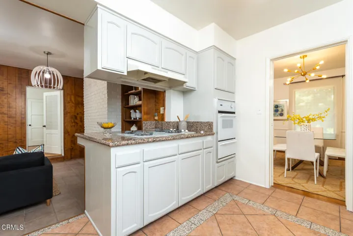 GYP_ 4428 Oakwood Ave_016_MLS