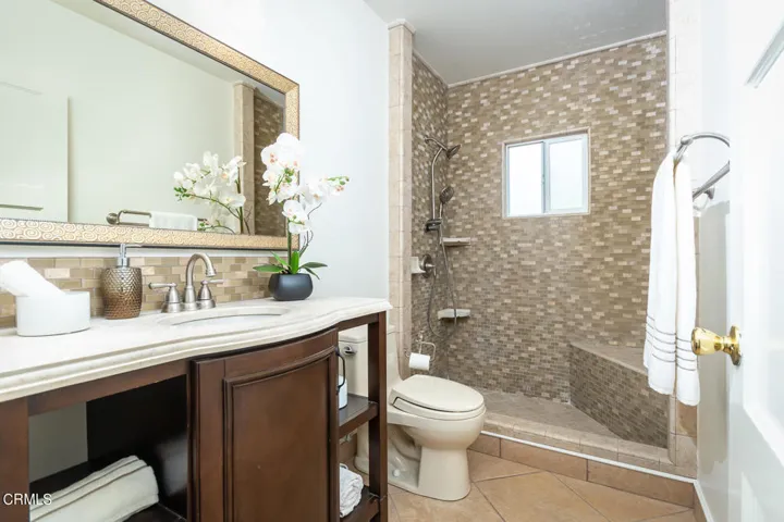 GYP_ 4428 Oakwood Ave_046_MLS