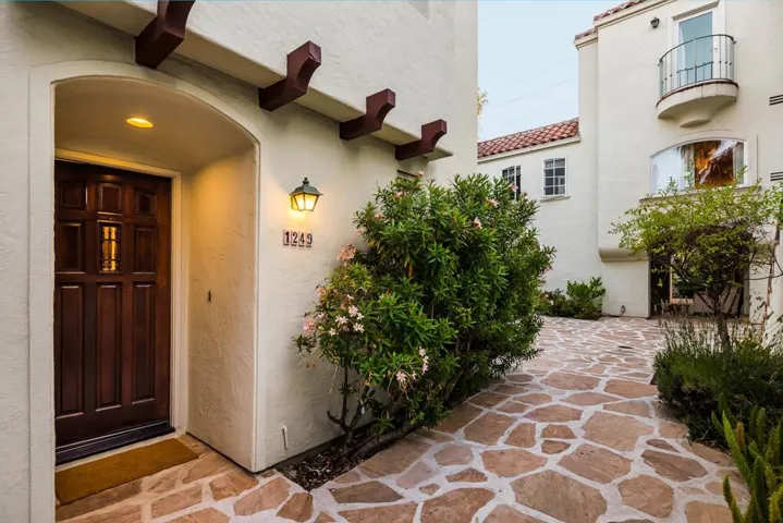 1249 Alma Street, Palo Alto, California 94301